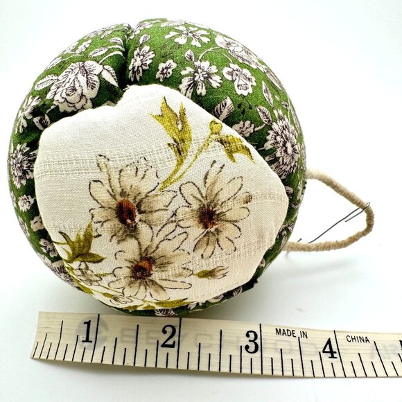 Vintage Quilted Patchwork Fabric Ball Christmas Ornament Set of 2 Boho Rustic - Picture 4 of 11